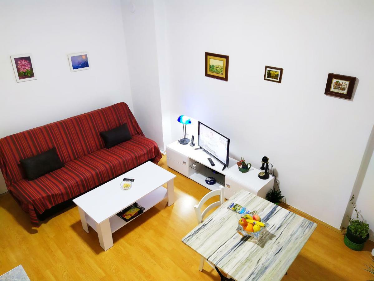 Apartamento Podgorica Center Exterior foto